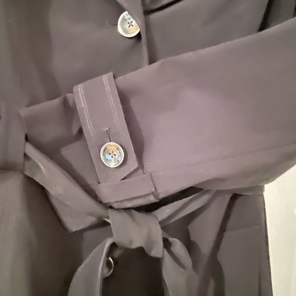 London Fog Women's Black Trench Coat with Red Lining - Picture 5 of 11